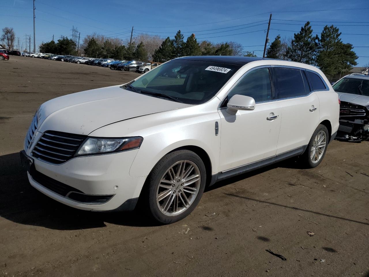 LINCOLN MKT 2017
