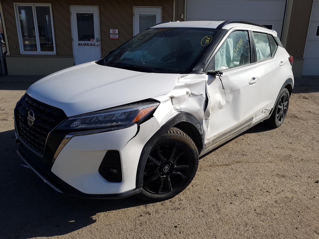 NISSAN KICKS 2021