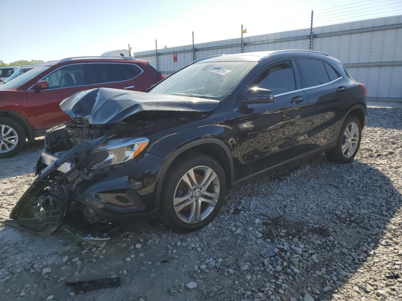 MERCEDES-BENZ GLA-CLASS 2016