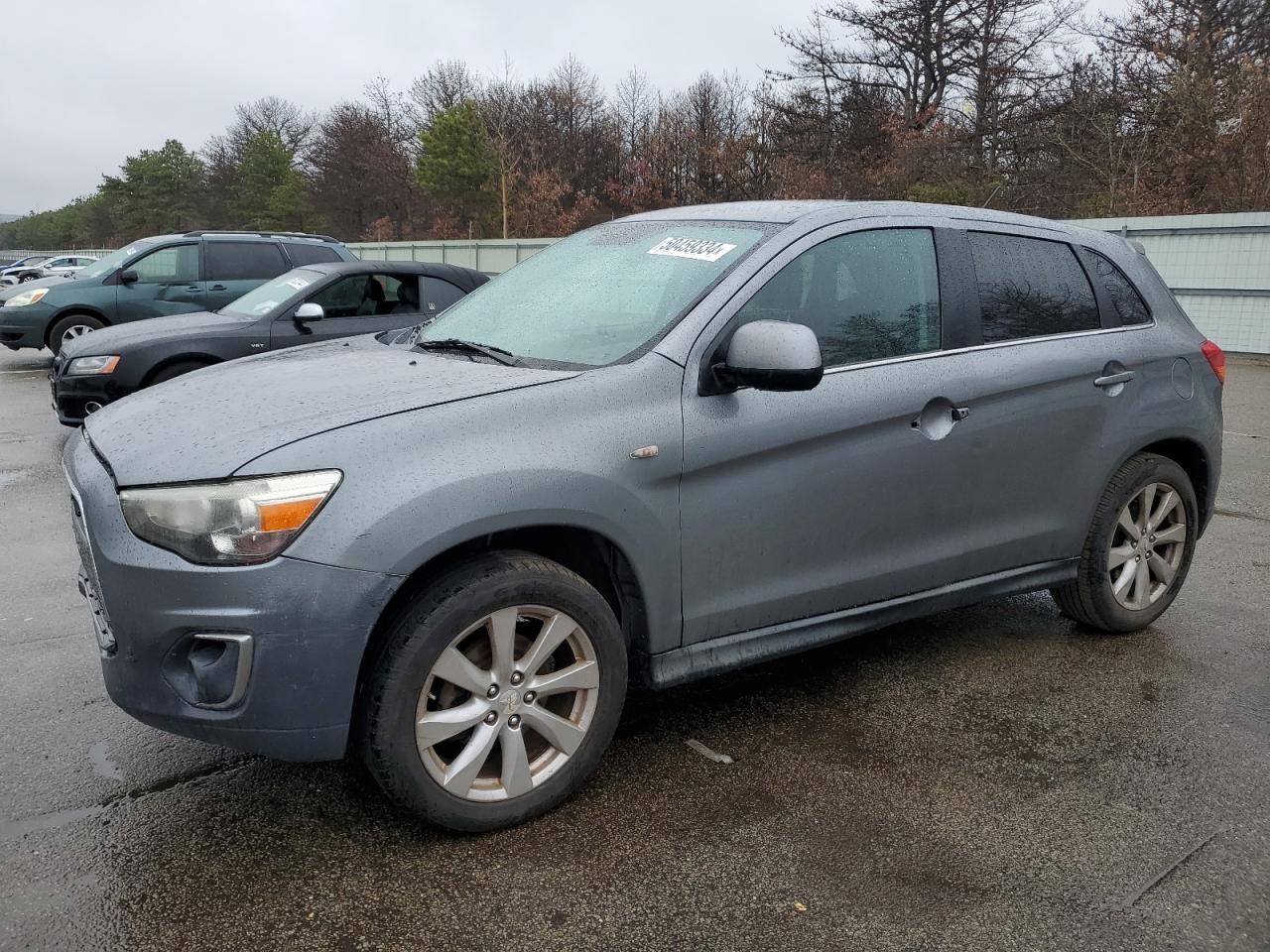 MITSUBISHI OUTLANDER 2013