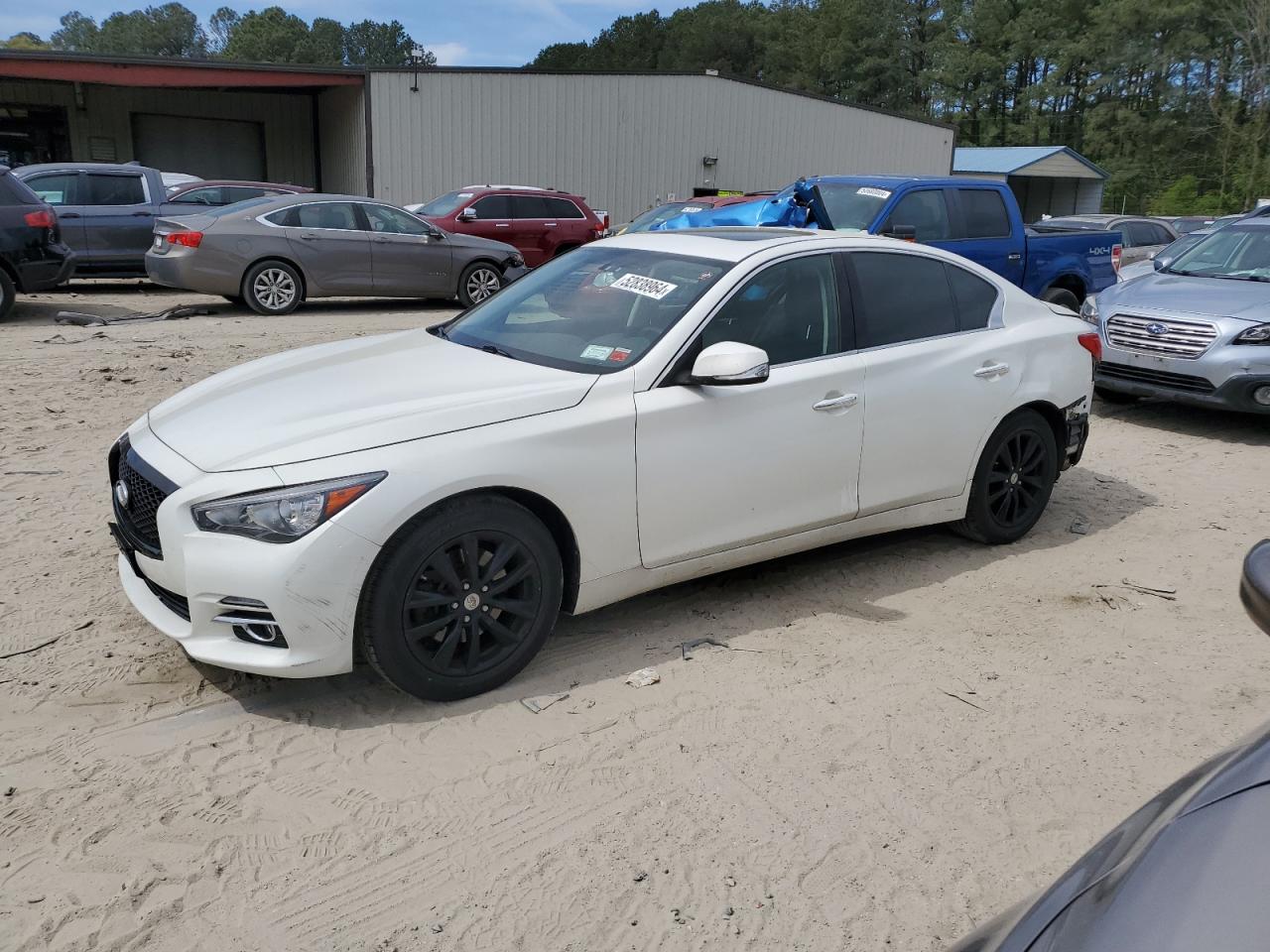 INFINITI Q50 2015
