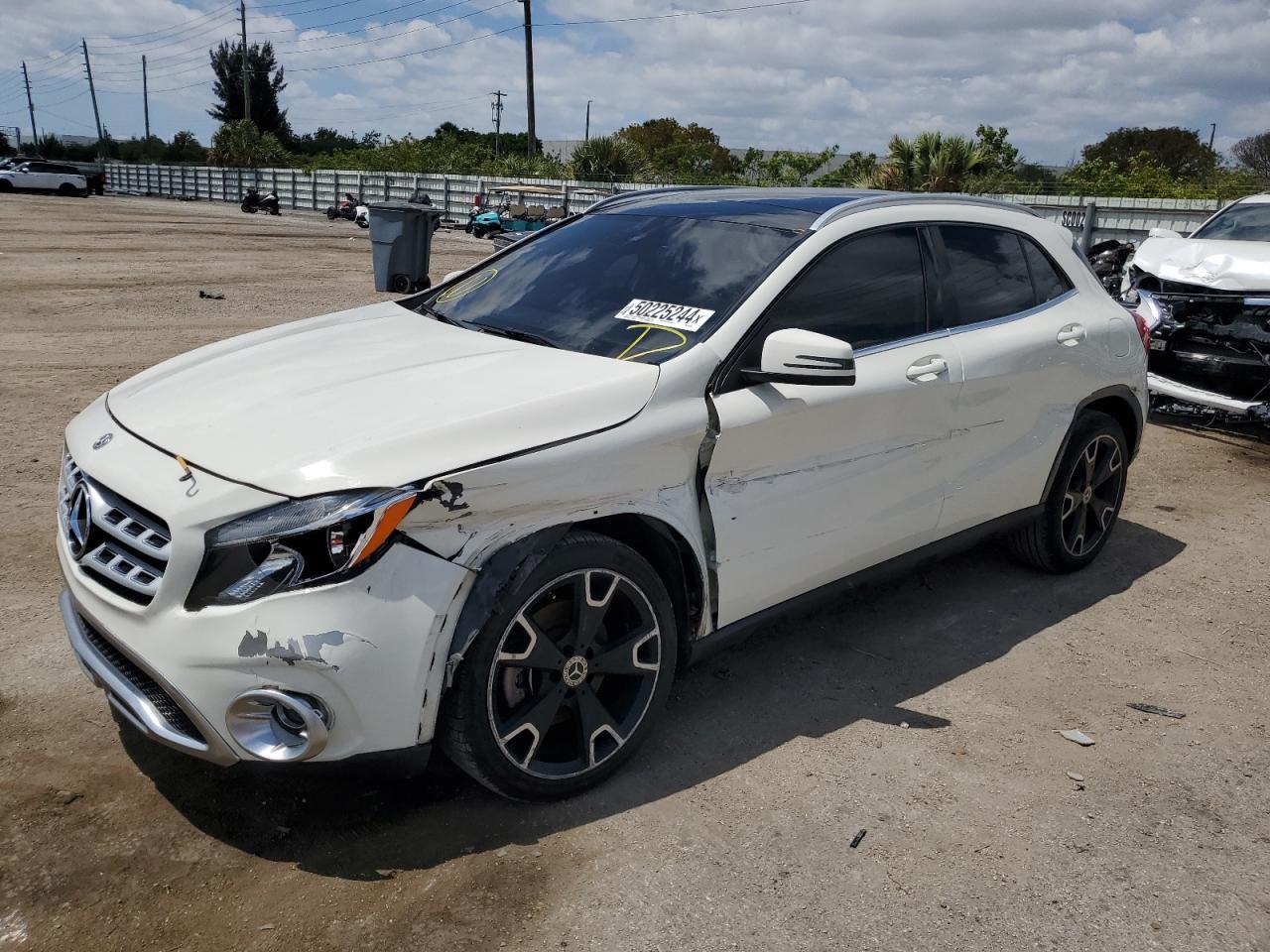 MERCEDES-BENZ GLA-CLASS 2018