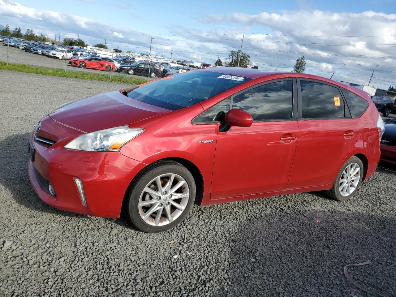 Toyota Prius v 2014