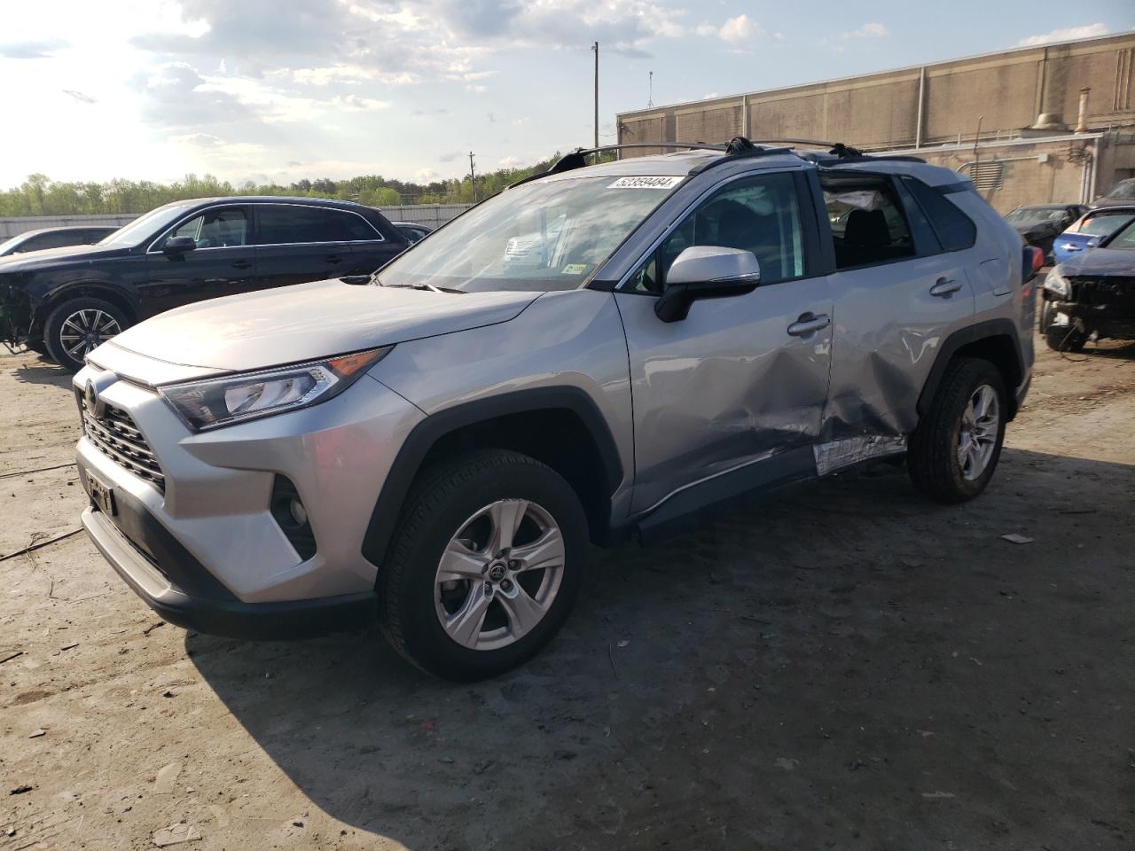 TOYOTA RAV4 2021