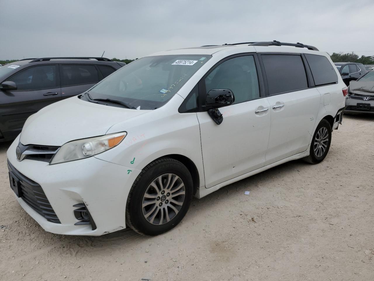 Toyota Sienna 2018