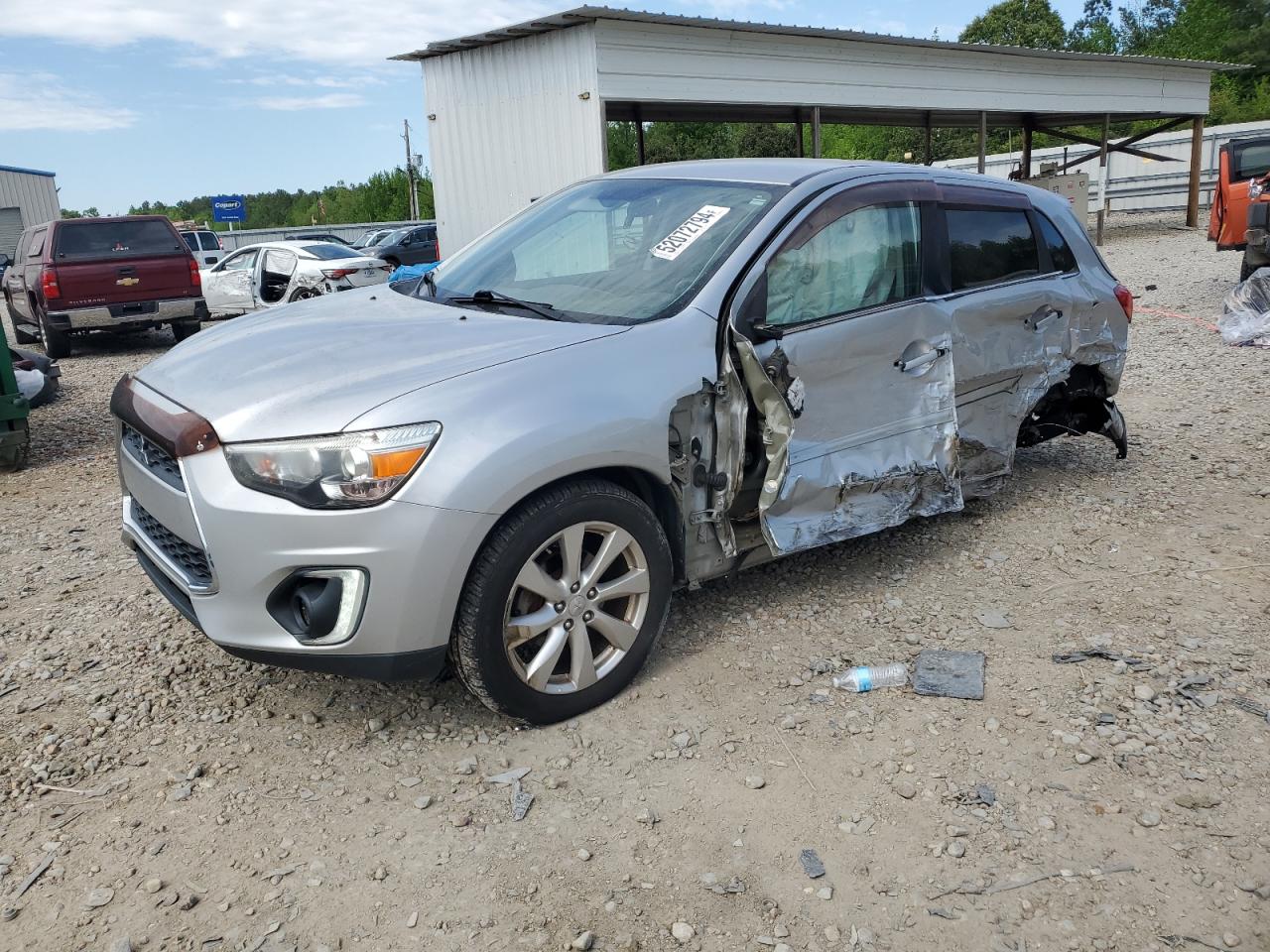 MITSUBISHI OUTLANDER 2015