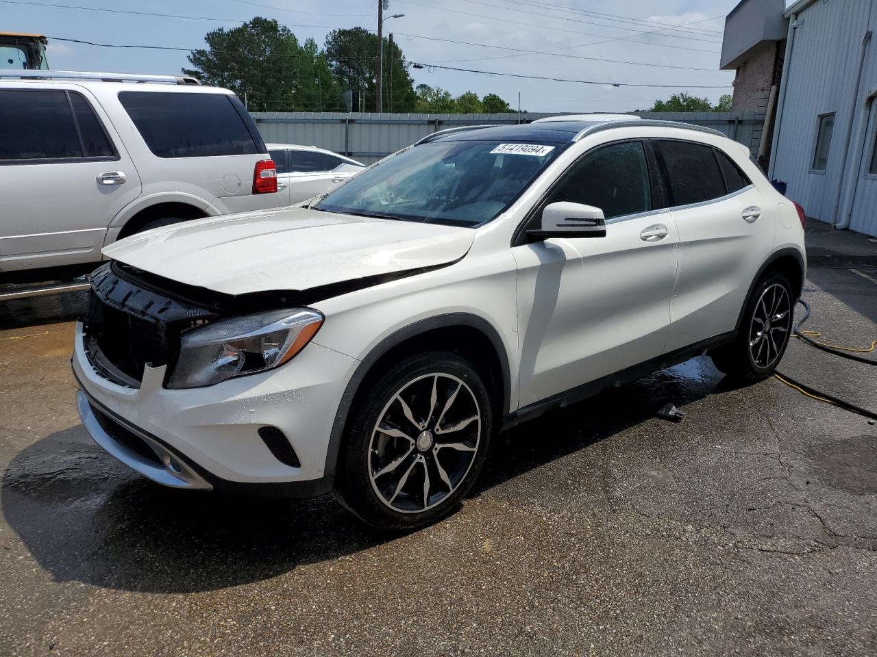 MERCEDES-BENZ GLA-CLASS 2017