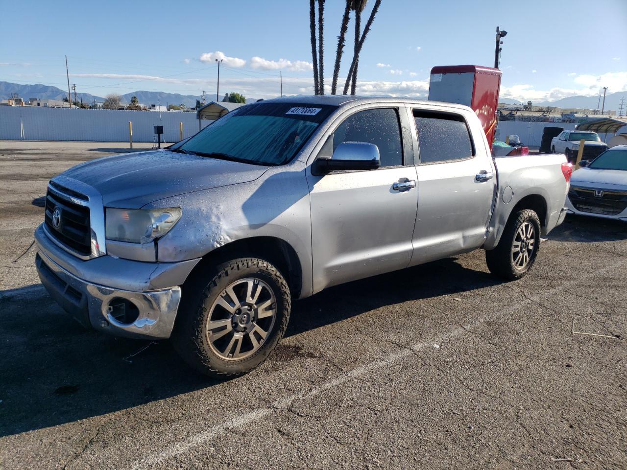TOYOTA TUNDRA 2013