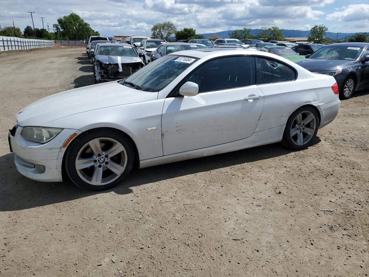 BMW 3 SERIES 2011