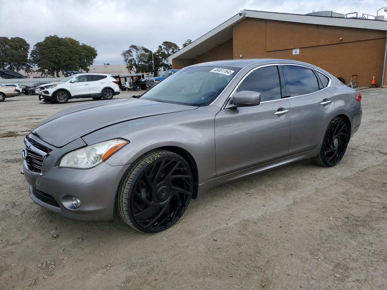 Infiniti M37 2013