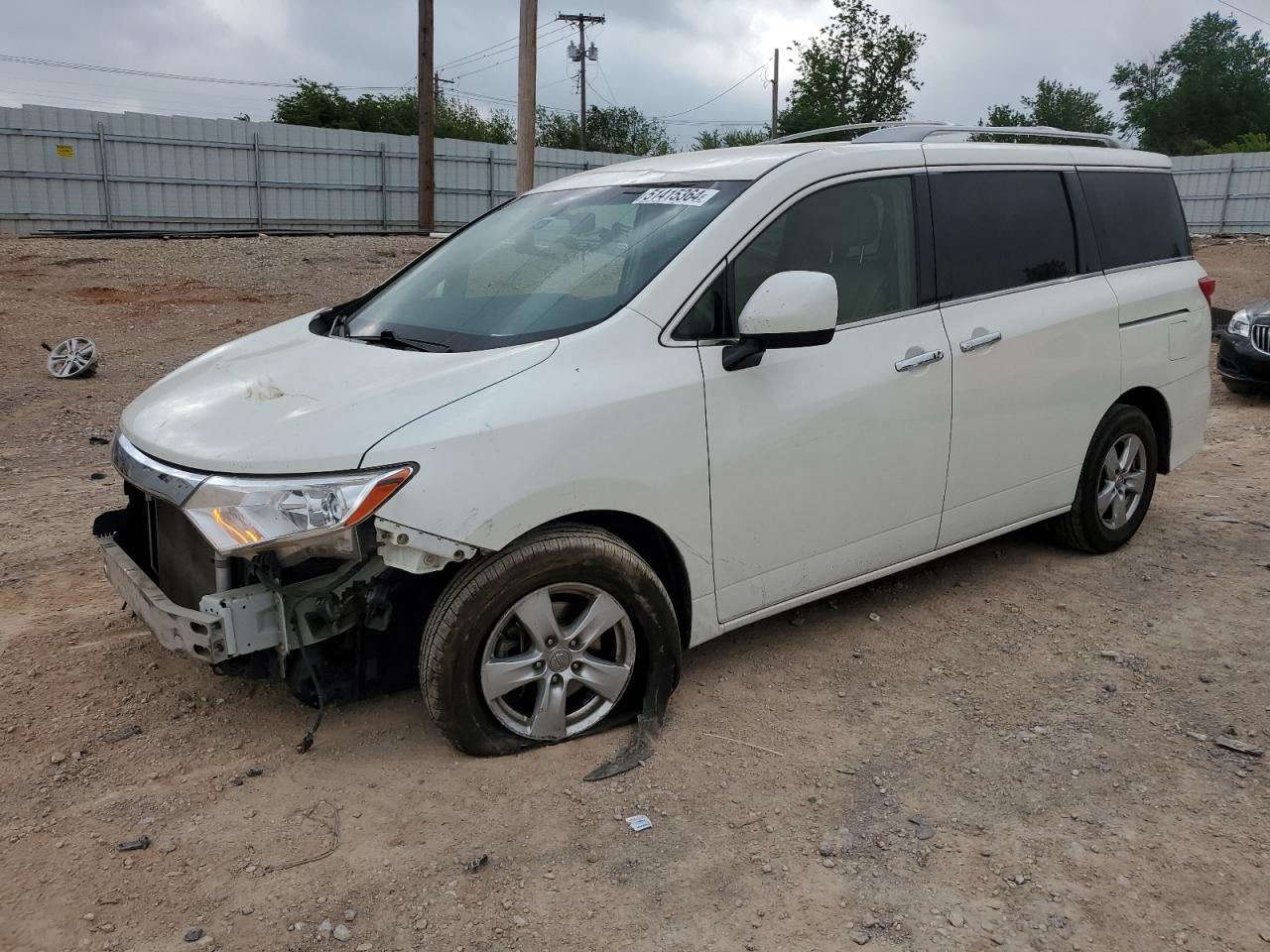 NISSAN QUEST 2016