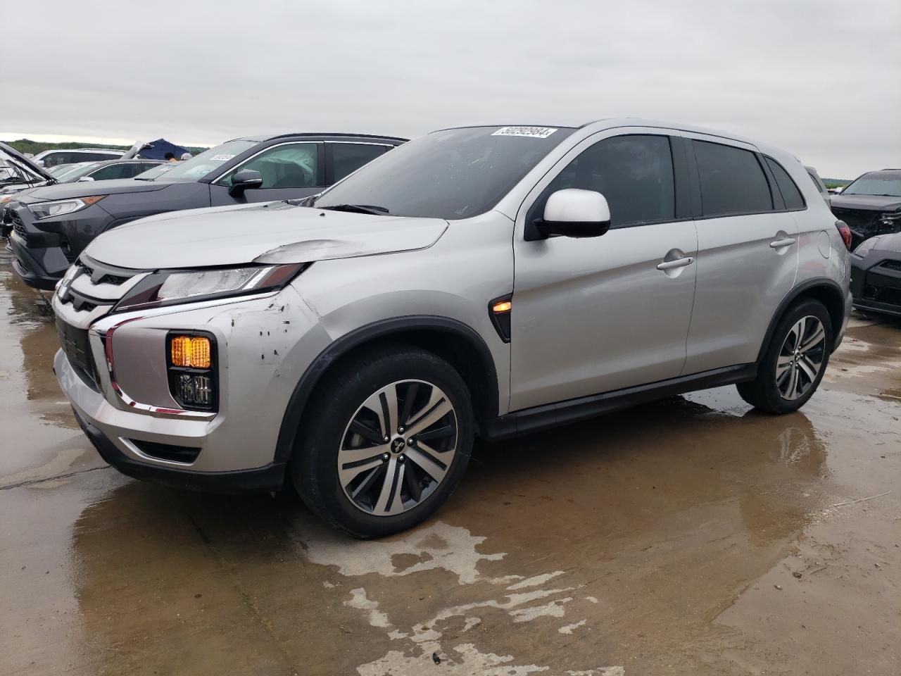 MITSUBISHI OUTLANDER 2021