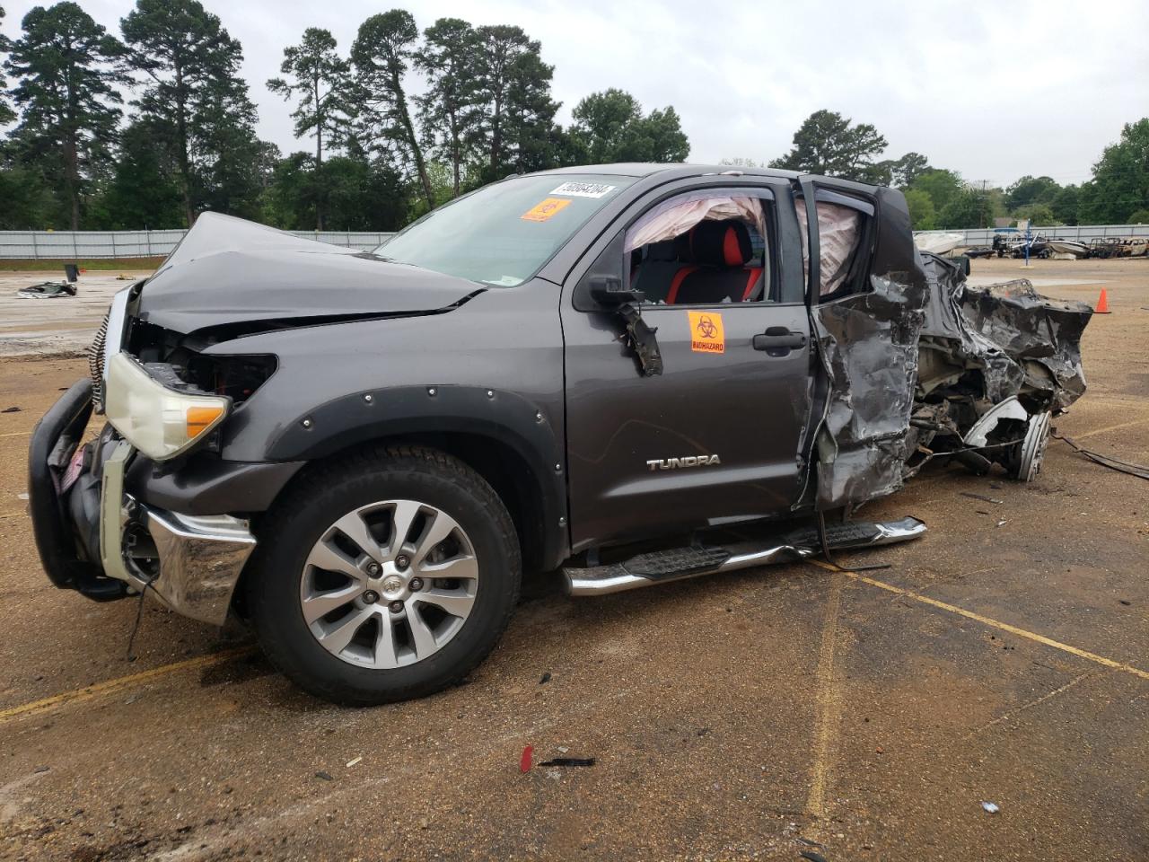 TOYOTA TUNDRA 2013