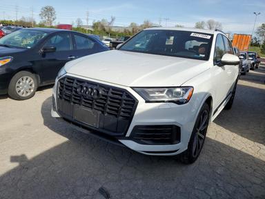 Audi Q7 2021