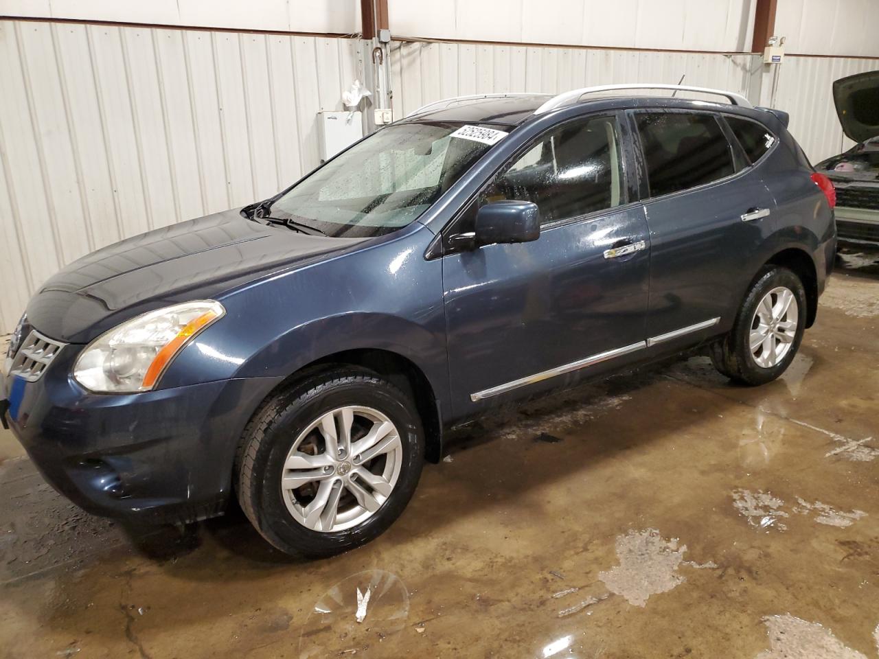 Nissan Rogue sport 2013