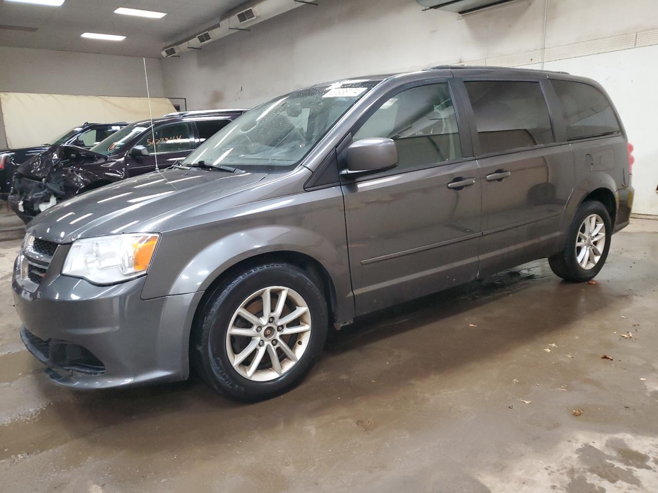 DODGE CARAVAN 2016