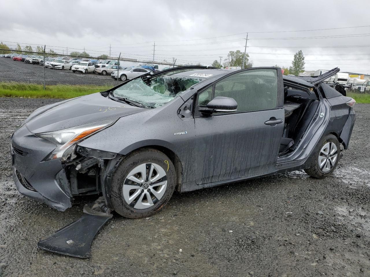 TOYOTA PRIUS 2017