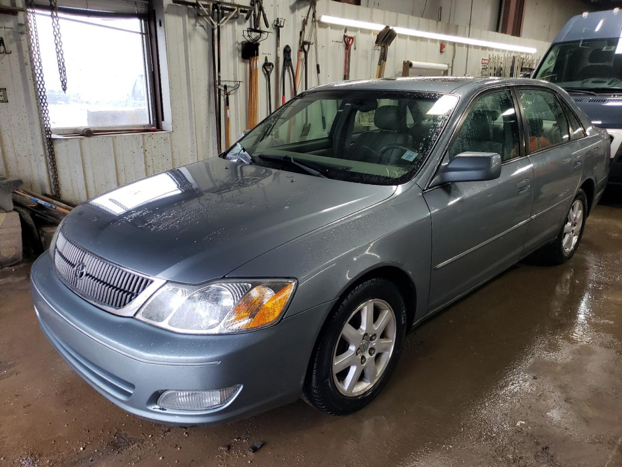 Toyota Avalon 2002