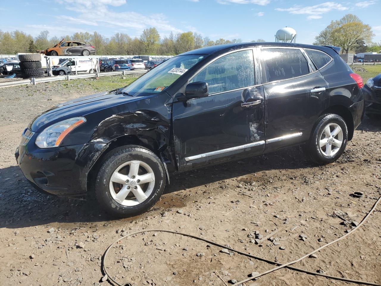 Nissan Rogue sport 2013