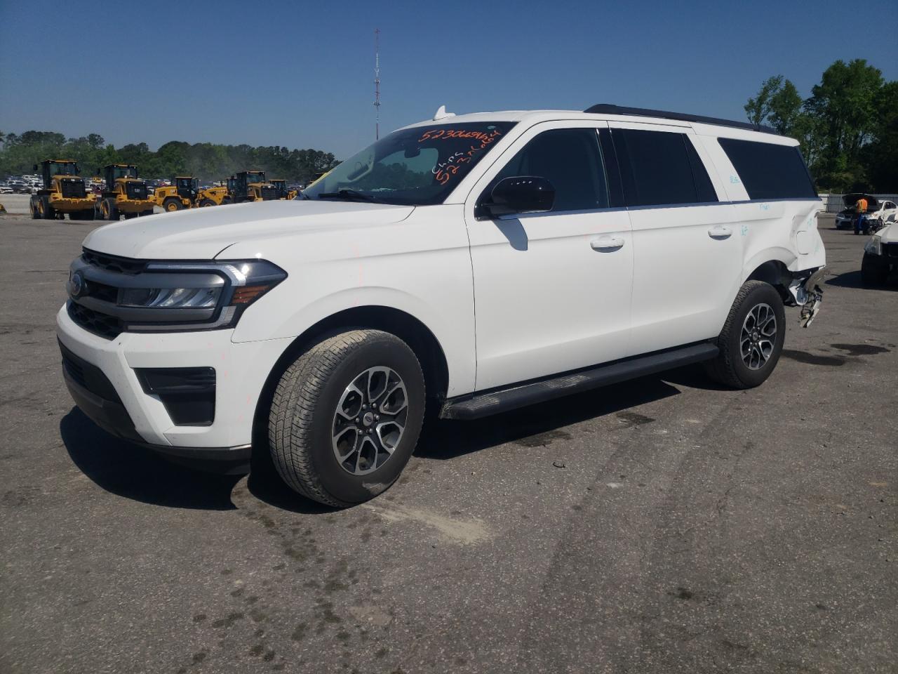 FORD EXPEDITION 2023
