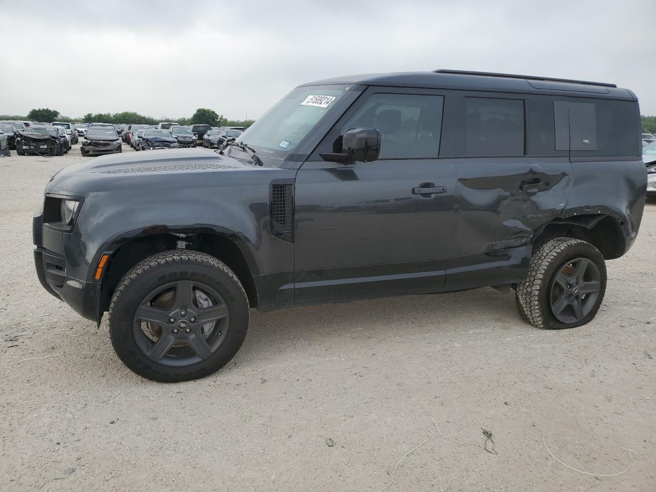 LAND ROVER DEFENDER 2024