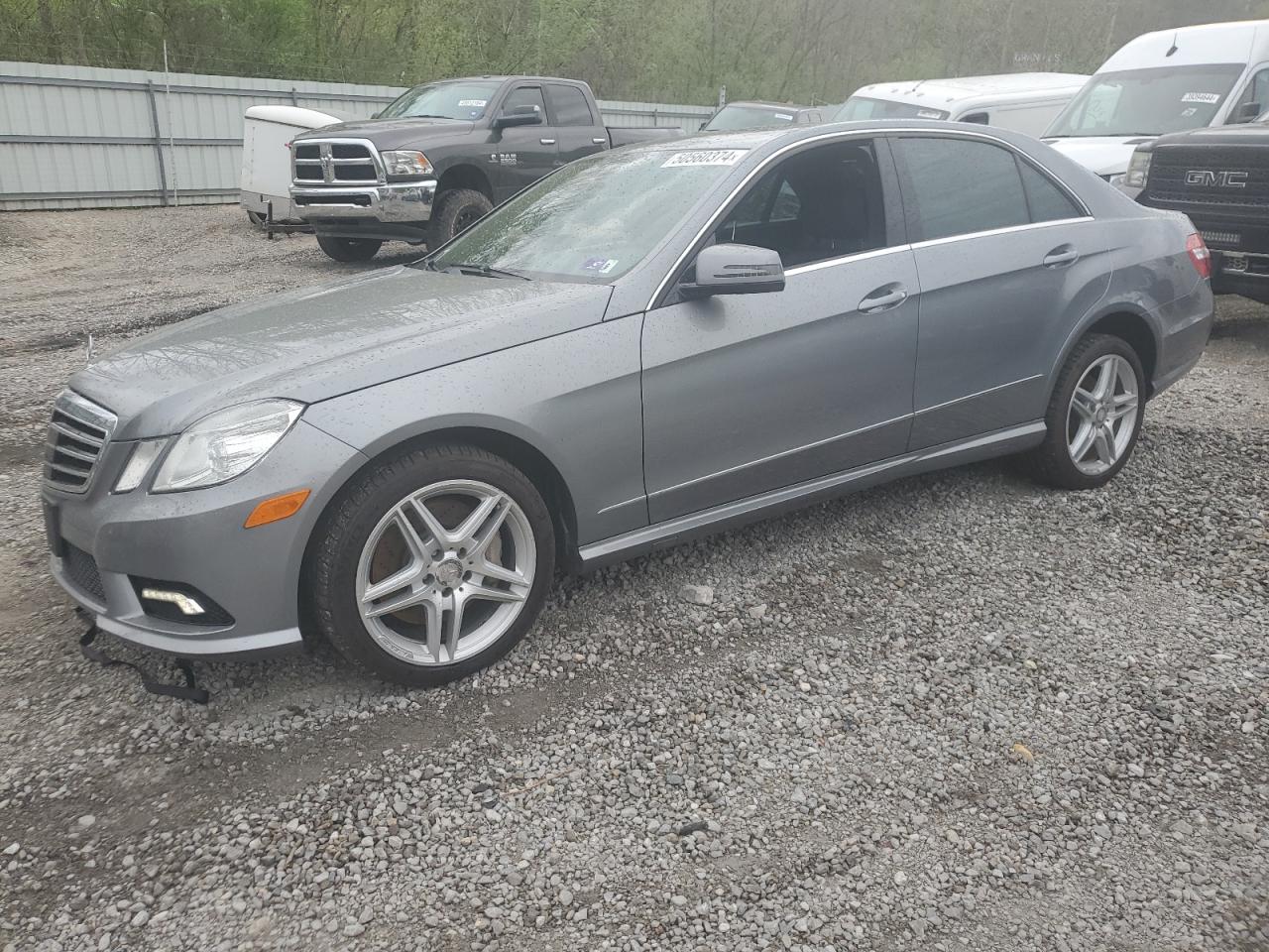 Mercedes-benz E-class 2011