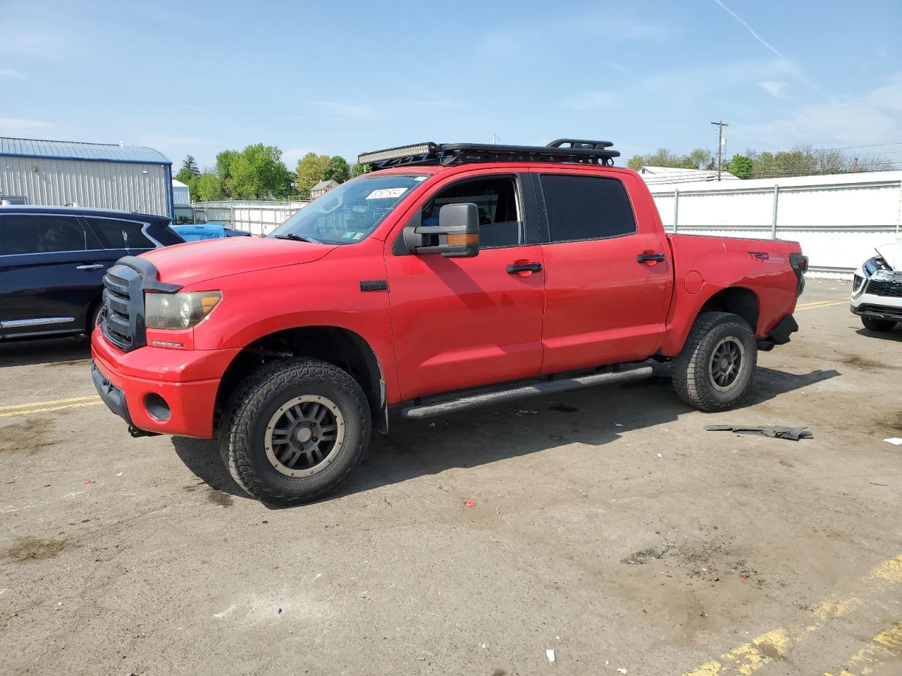 TOYOTA TUNDRA CRE 2011