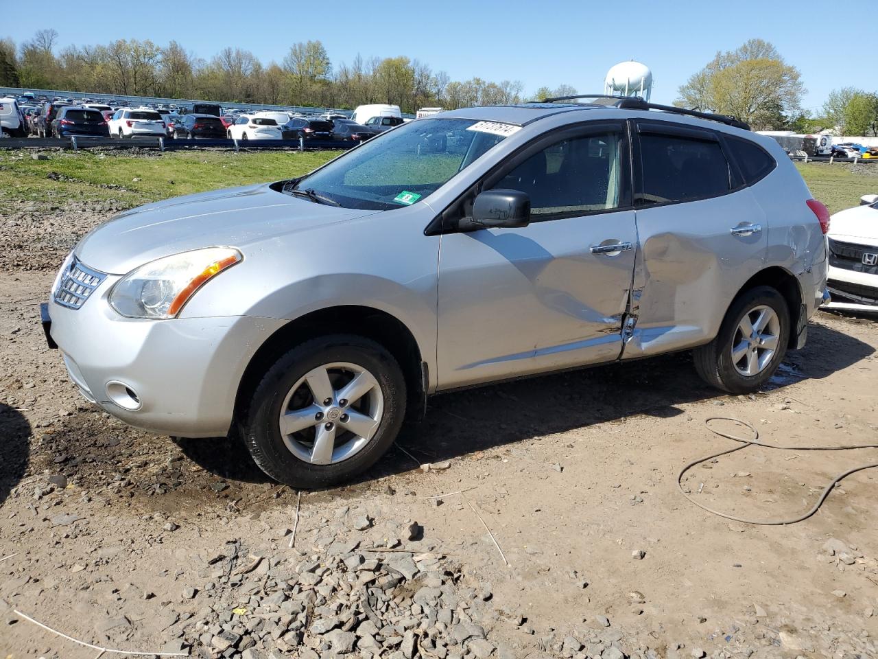 Nissan Rogue sport 2010