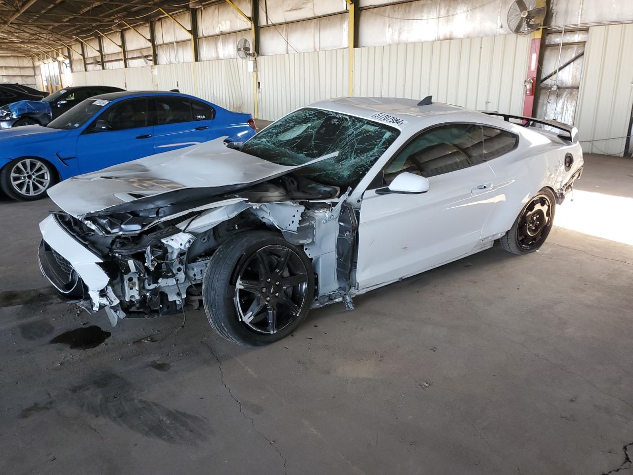 FORD MUSTANG 2021