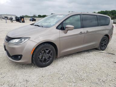Chrysler Pacifica 2018