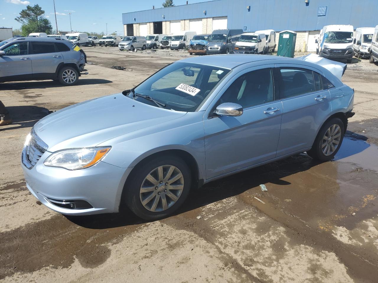 CHRYSLER 200 2013