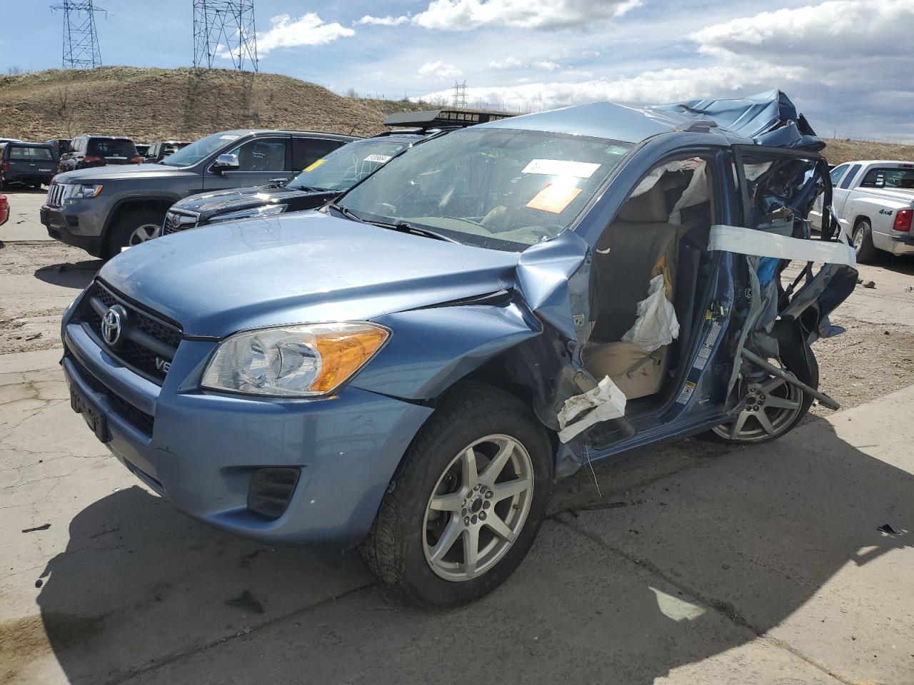 TOYOTA RAV4 2011
