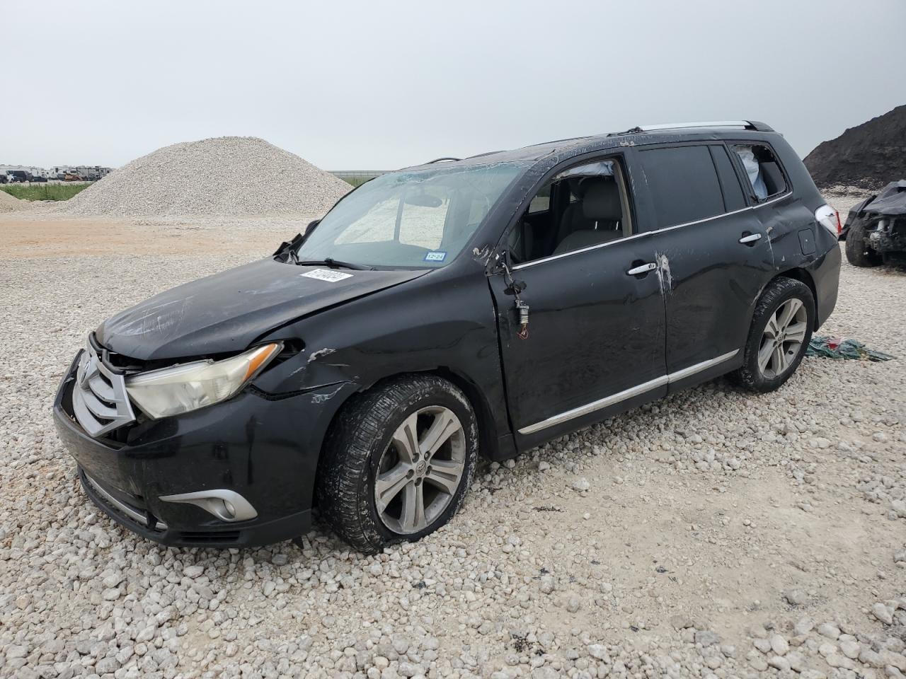 TOYOTA HIGHLANDER 2013