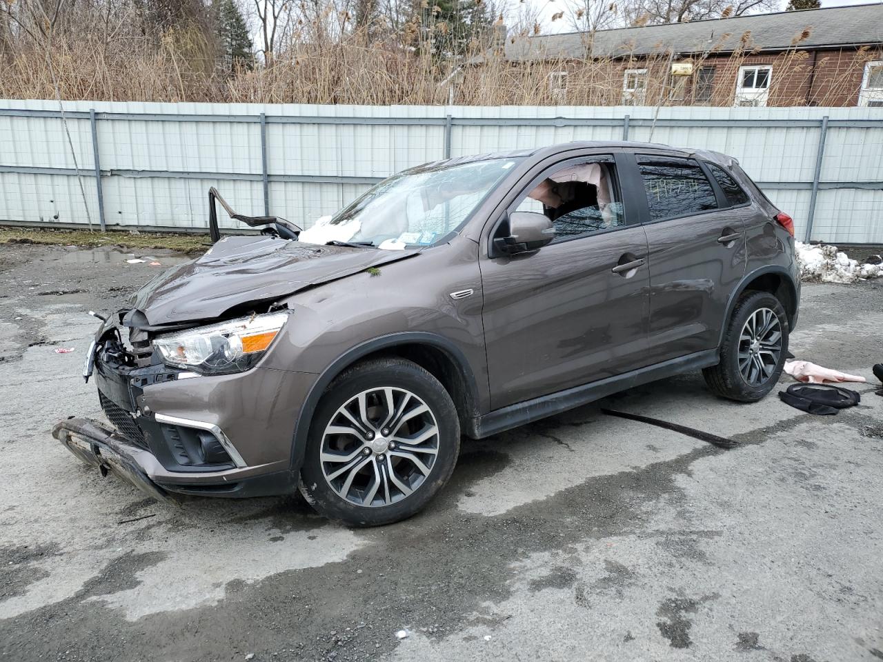 MITSUBISHI OUTLANDER 2018