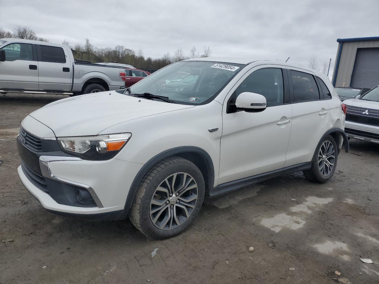 Mitsubishi Outlander 2016