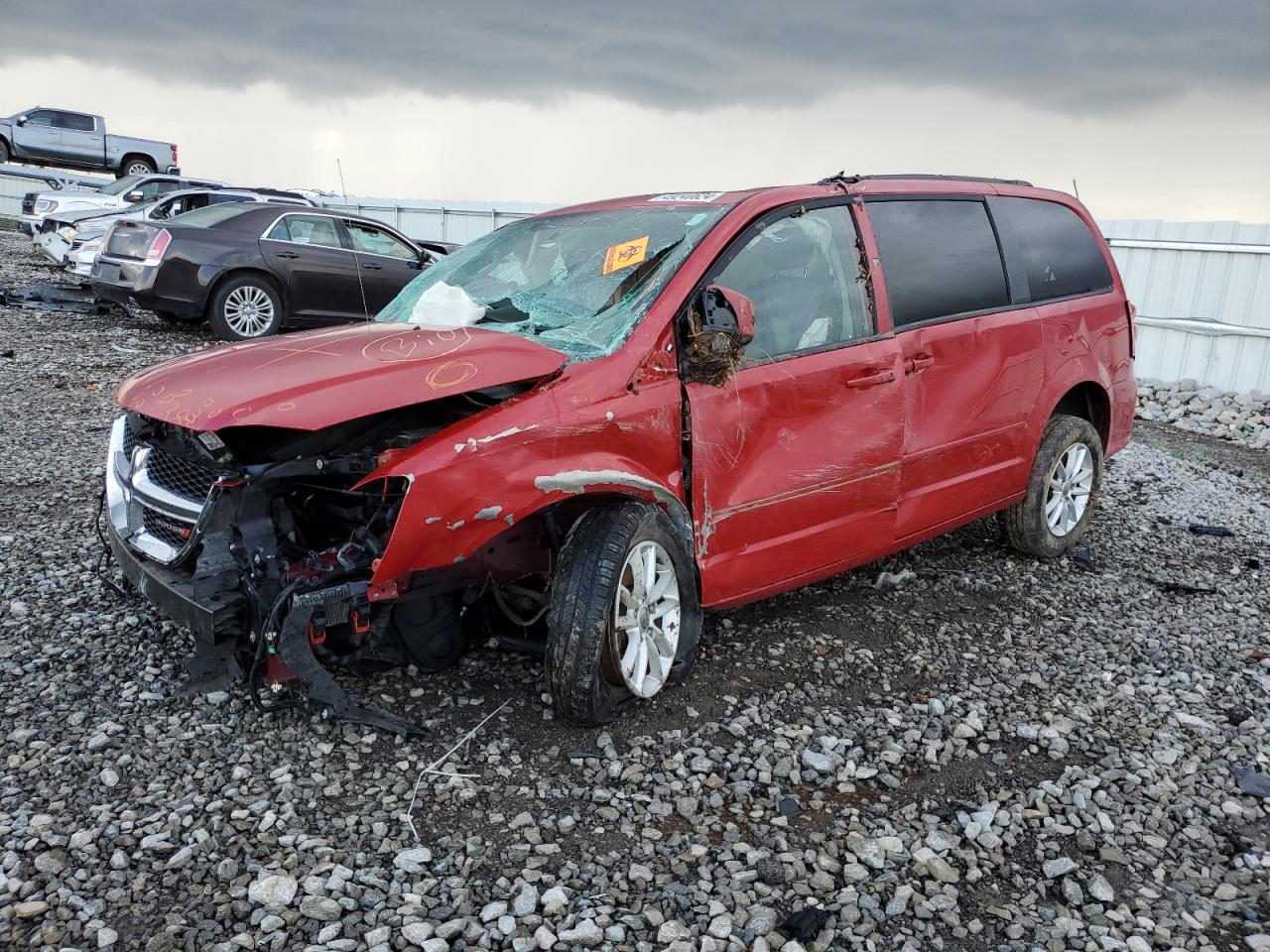 DODGE CARAVAN 2014