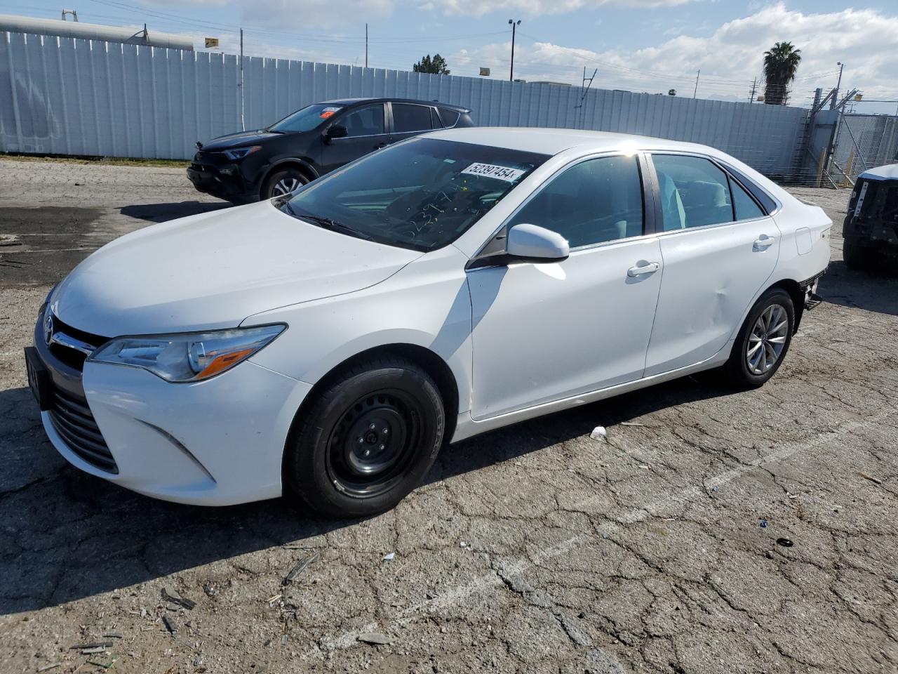 TOYOTA CAMRY LE 2016