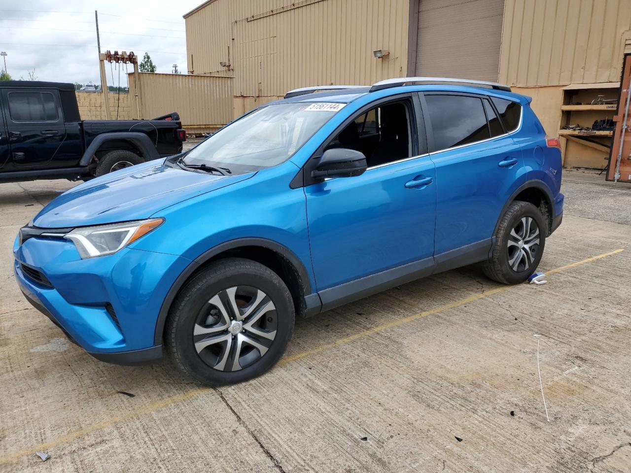 TOYOTA RAV4 LE 2018