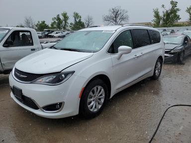 Chrysler Pacifica 2019