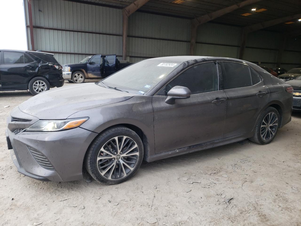 TOYOTA CAMRY 2020