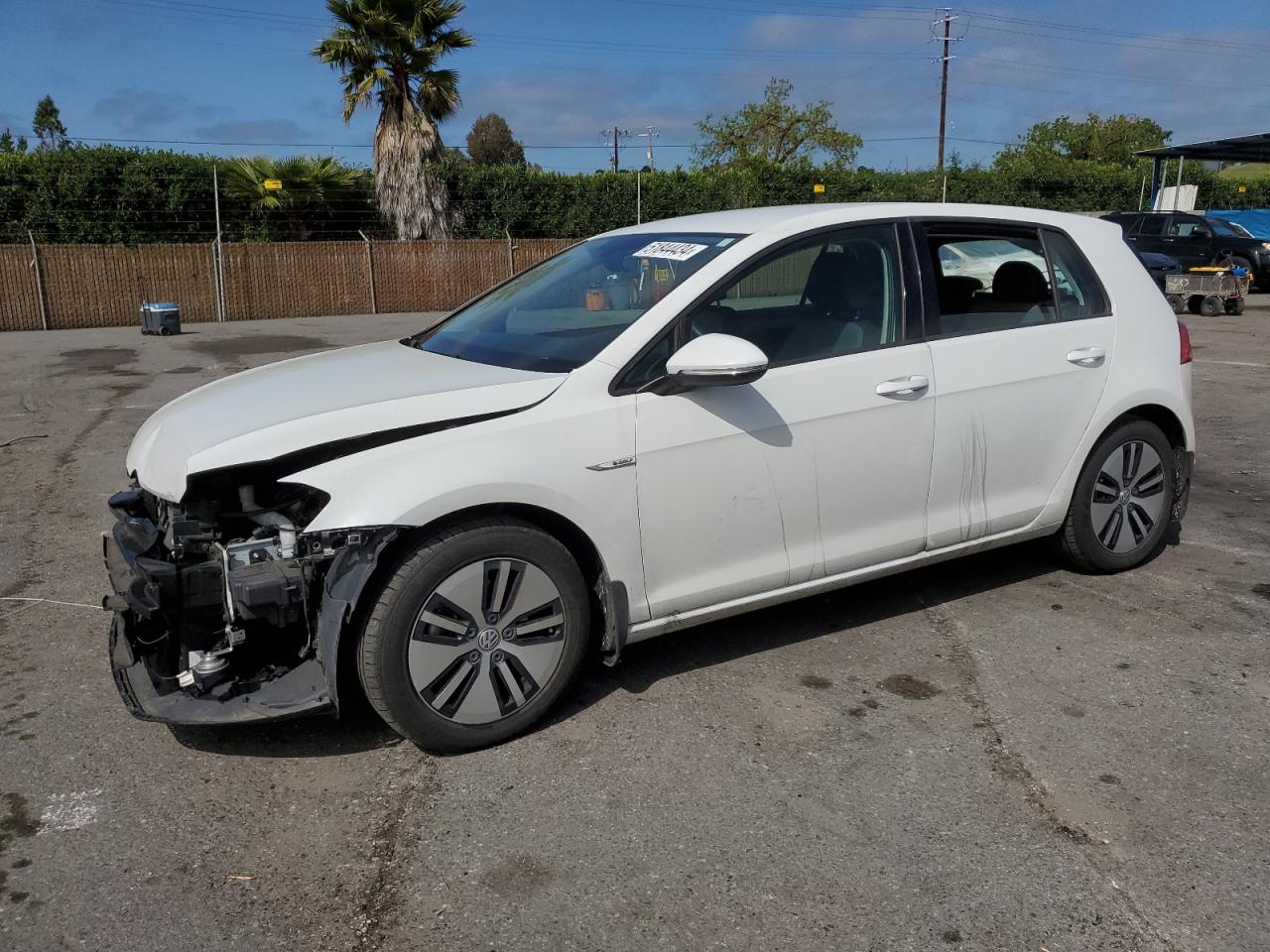 VOLKSWAGEN GOLF 2016