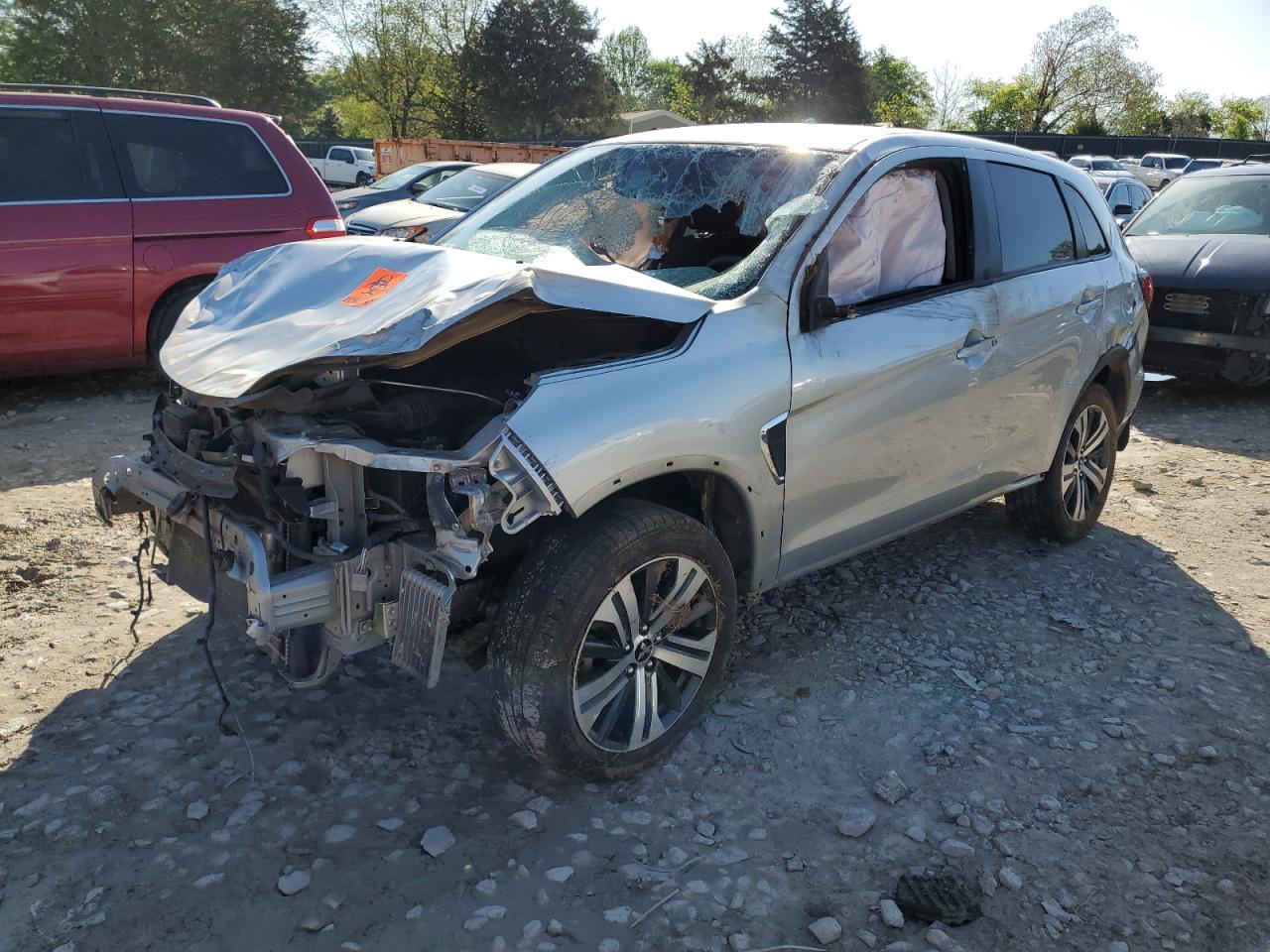 MITSUBISHI OUTLANDER 2020