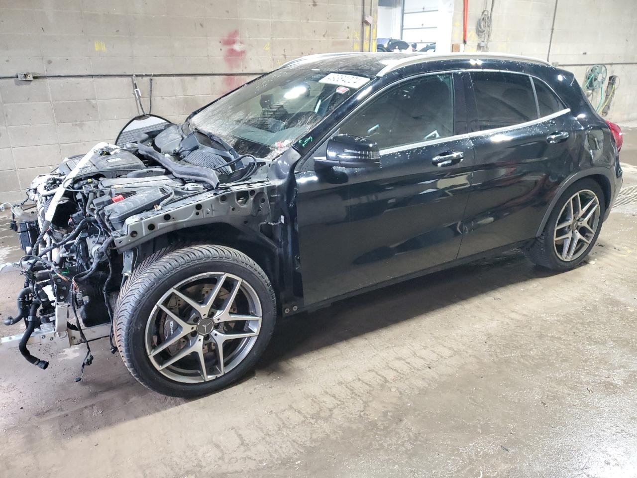 MERCEDES-BENZ GLA-CLASS 2016