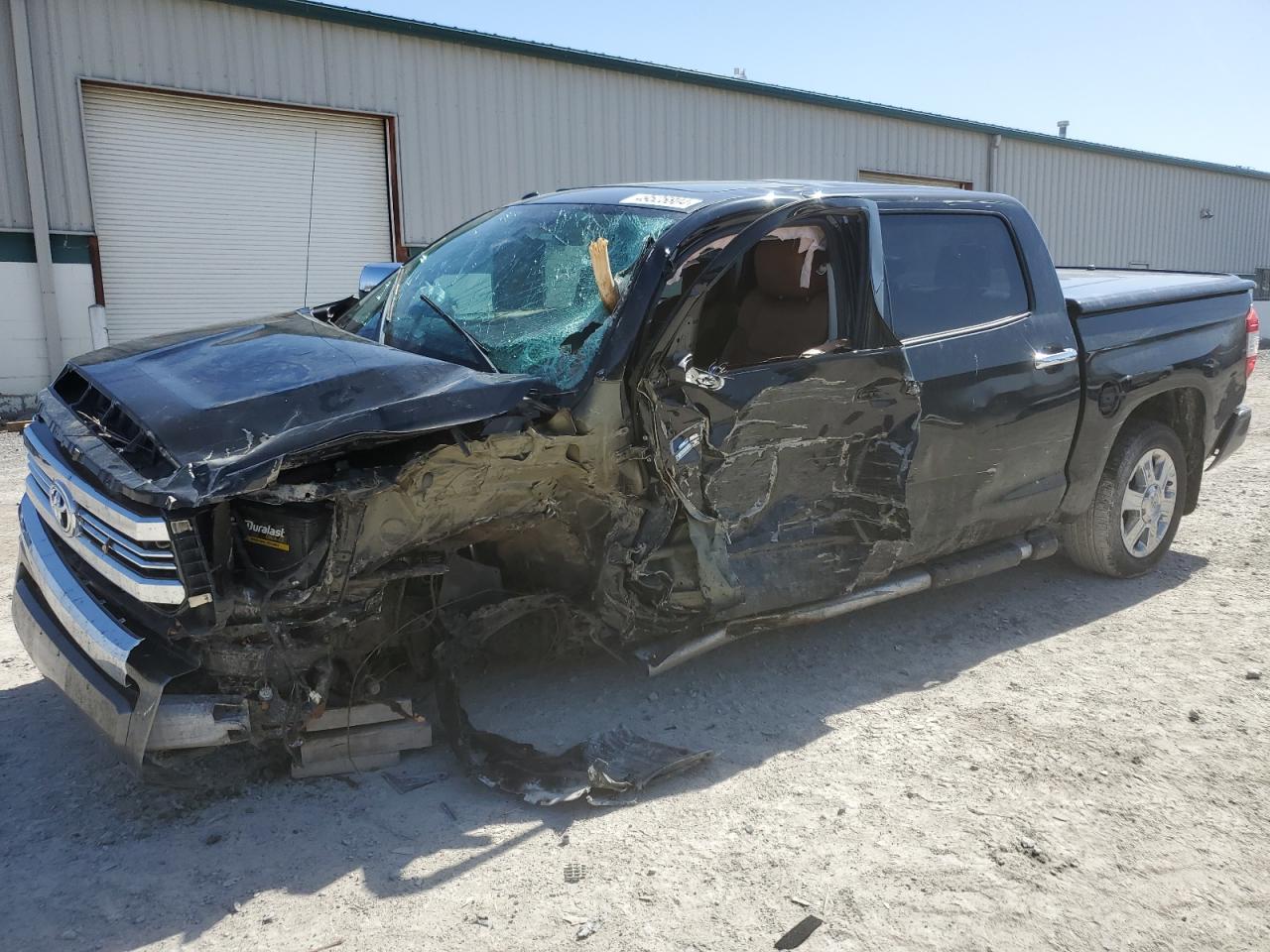 Toyota Tundra 2016