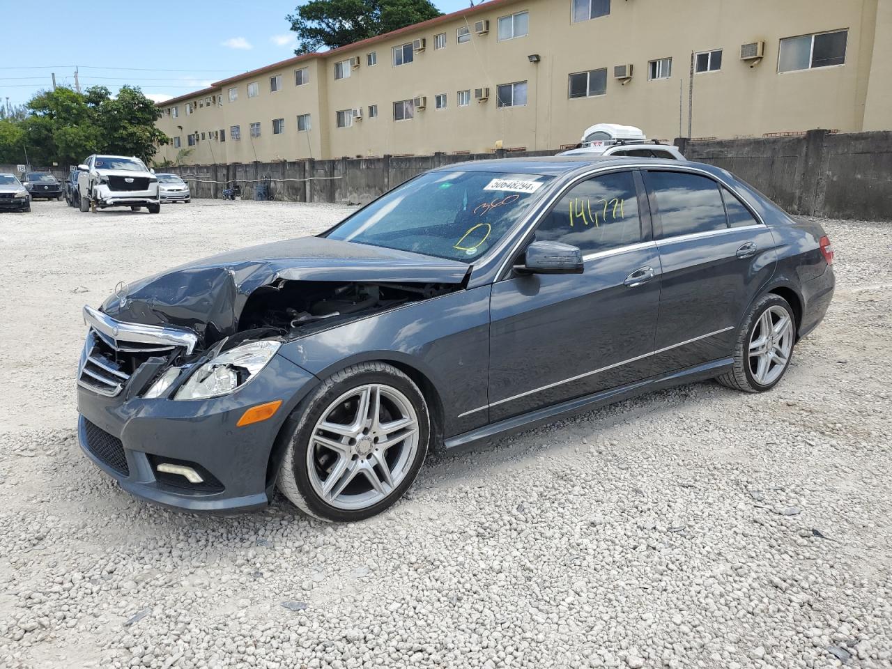 Mercedes-benz E-class 2011