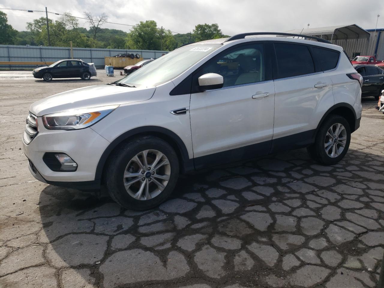 FORD ESCAPE 2018