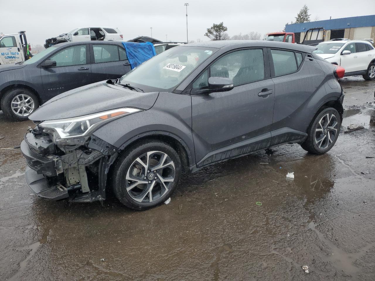 TOYOTA C-HR XLE 2018
