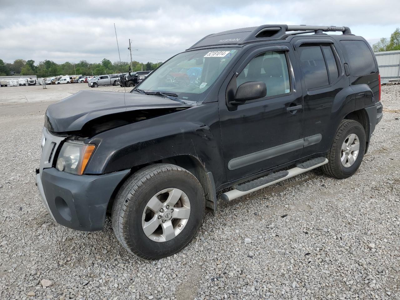 NISSAN XTERRA 2013