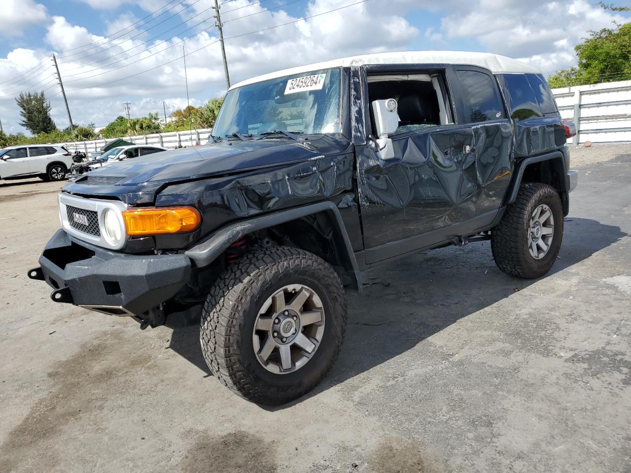 TOYOTA FJ CRUISER 2014
