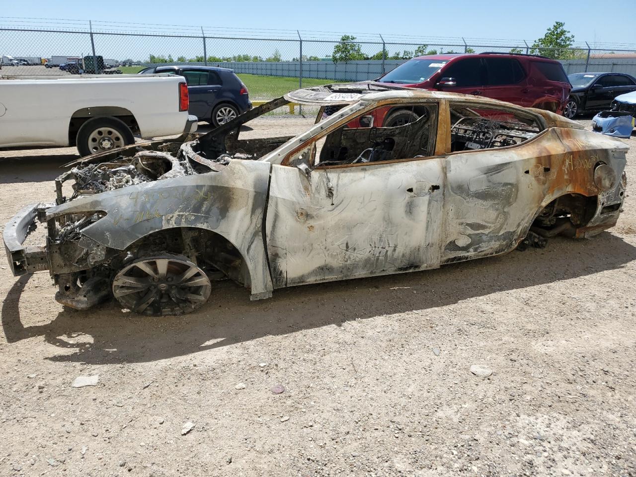 NISSAN MAXIMA 2018